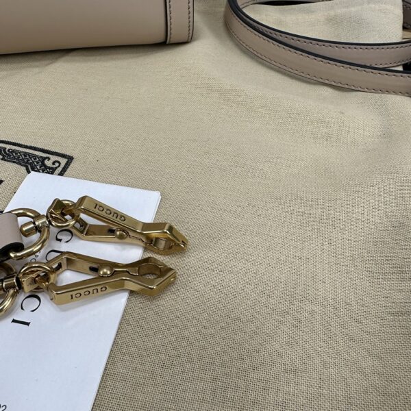 1:1 Replica GUCCI DIANA SMALL TOTE BAG P Beige leather Exclusive For Women ‎702721