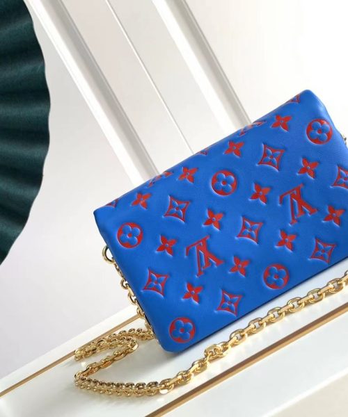 1:1 Replica Louis Vuitton Coussin PM Pochette Shoulder Bag Blue Red M80743 Luxury Bag For Women -  20cm