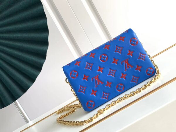 1:1 Replica Louis Vuitton Coussin PM Pochette Shoulder Bag Blue Red M80743 Luxury Bag For Women -  20cm