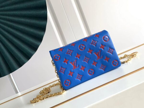 1:1 Replica Louis Vuitton Coussin PM Pochette Shoulder Bag Blue Red M80743 Luxury Bag For Women -  20cm