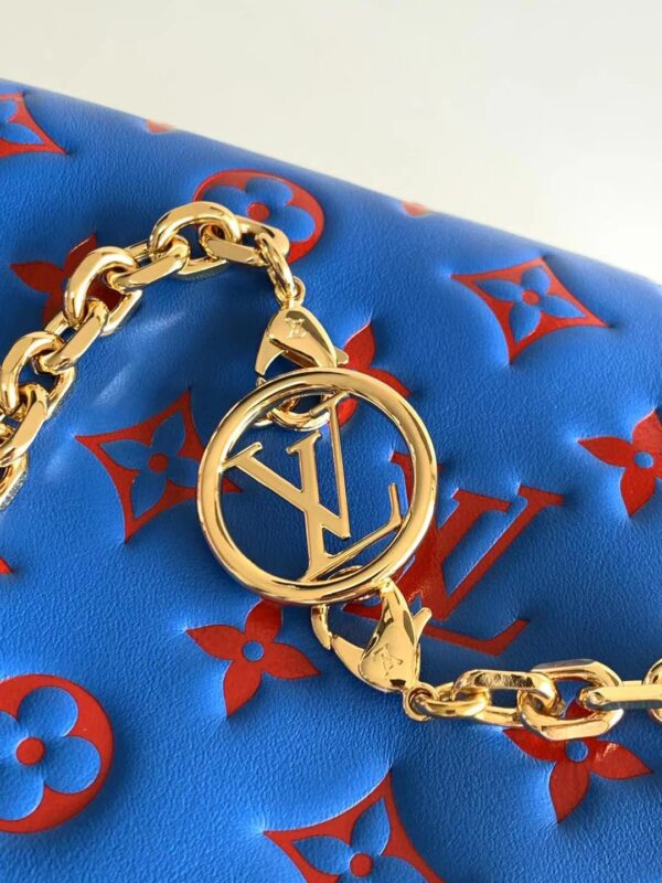 1:1 Replica Louis Vuitton Coussin PM Pochette Shoulder Bag Blue Red M80743 Luxury Bag For Women -  20cm
