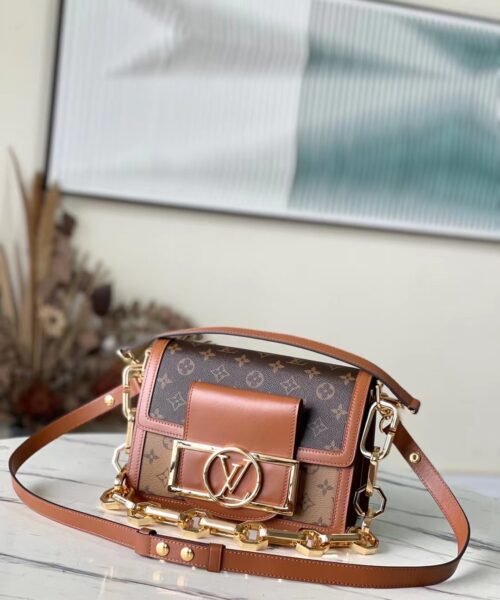 1:1 Replica Louis Vuitton Dauphine Mini Lock  Luxury Bag For Women M46537 - 25cm