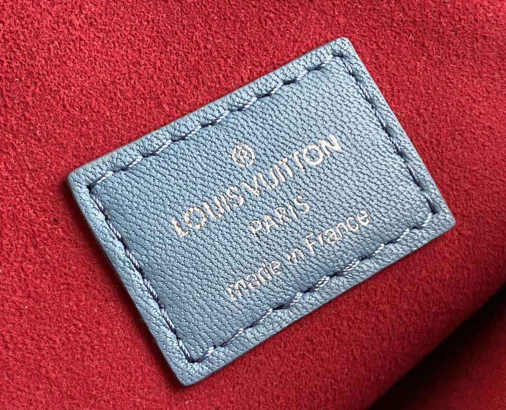 1:1 Replica Louis Vuitton Coussin PM Blue M57791 Luxury Bag For Women -  26cm