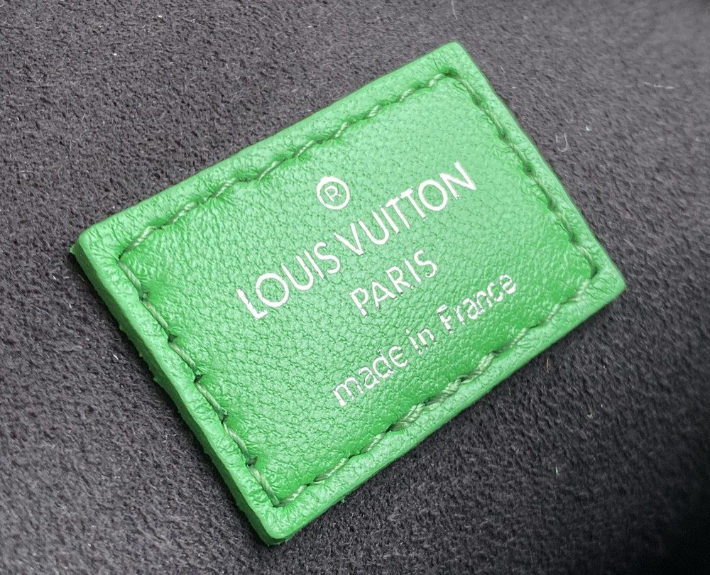 1:1 Replica Louis Vuitton Coussin PM Green M57936 Luxury Bag For Women -  26cm
