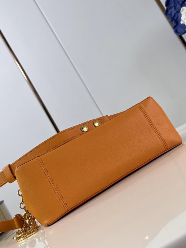 1:1 Replica Louis Vuitton LV Dauphine Soft MM H27 Luxury Bag For Women M25048 - 24cm