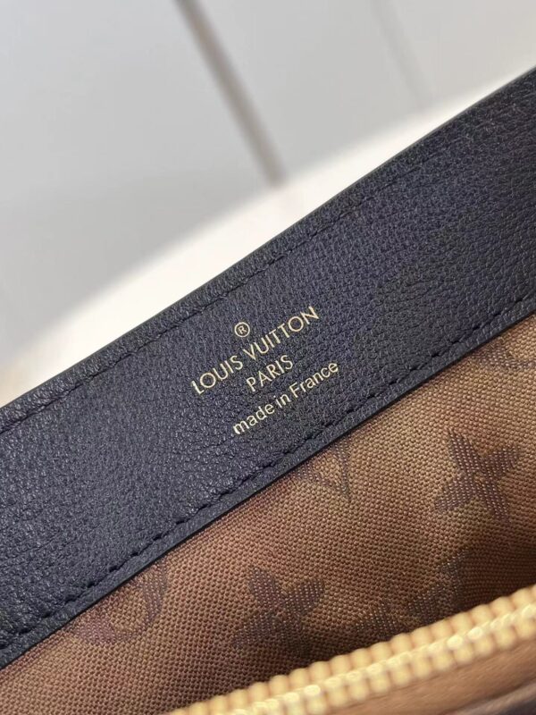 1:1 Replica Louis Vuitton LV Dauphine Soft MM H27 Luxury Bag For Women M25209 - 24cm
