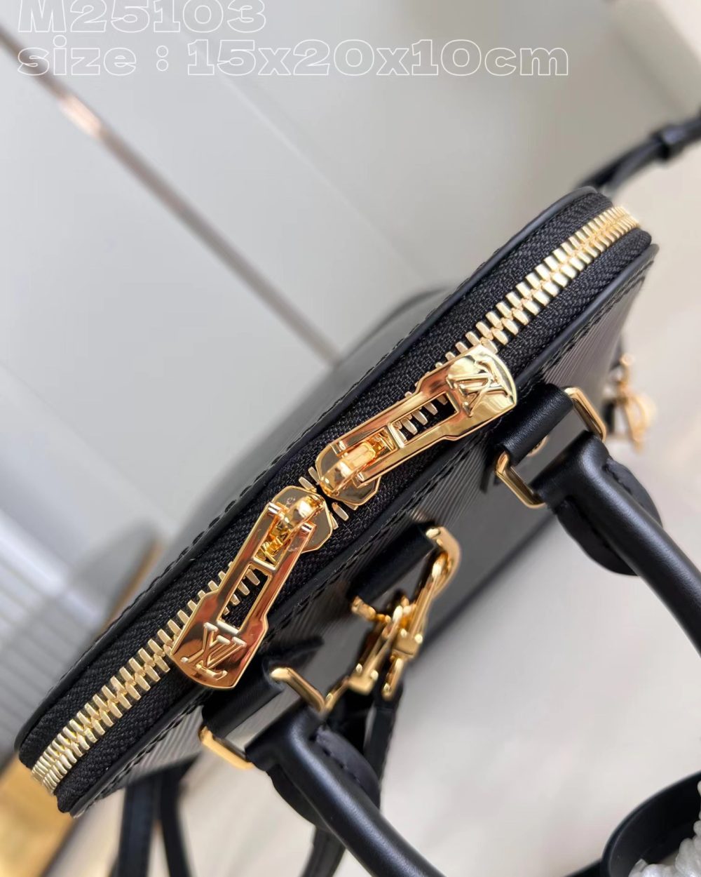 1:1 Replica Louis Vuitton LV Alma Backpack Epi Luxury Bag For Women M25103 - 20cm