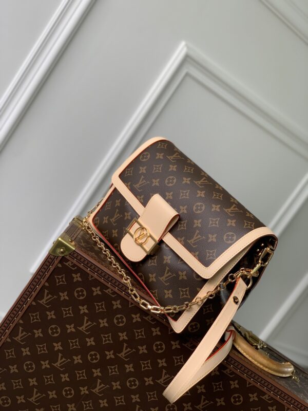 1:1 Replica Louis Vuitton LV Dauphine Soft GM Monogram Luxury Bag For Women M47149 - 28cm