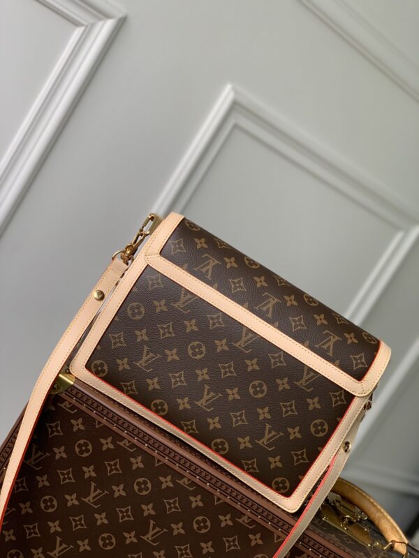 1:1 Replica Louis Vuitton LV Dauphine Soft GM Monogram Luxury Bag For Women M47149 - 28cm