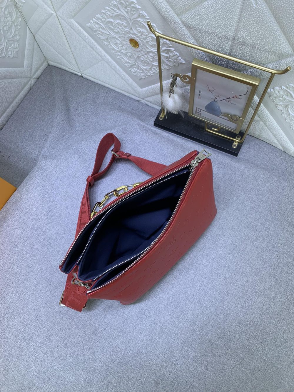 1:1 Replica Louis Vuitton Coussin PM Date Red M59275 Luxury Bag For Women -  26cm - Image 8