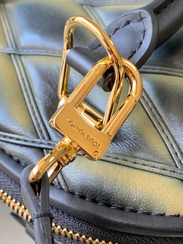 1:1 Replica Louis Vuitton LV Alma BB Malletage Luxury Bag For Women M23666 - 23.5cm