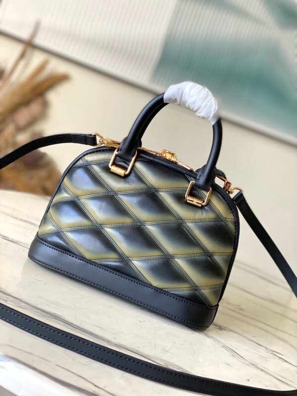 1:1 Replica Louis Vuitton LV Alma BB Malletage Luxury Bag For Women M23666 - 23.5cm