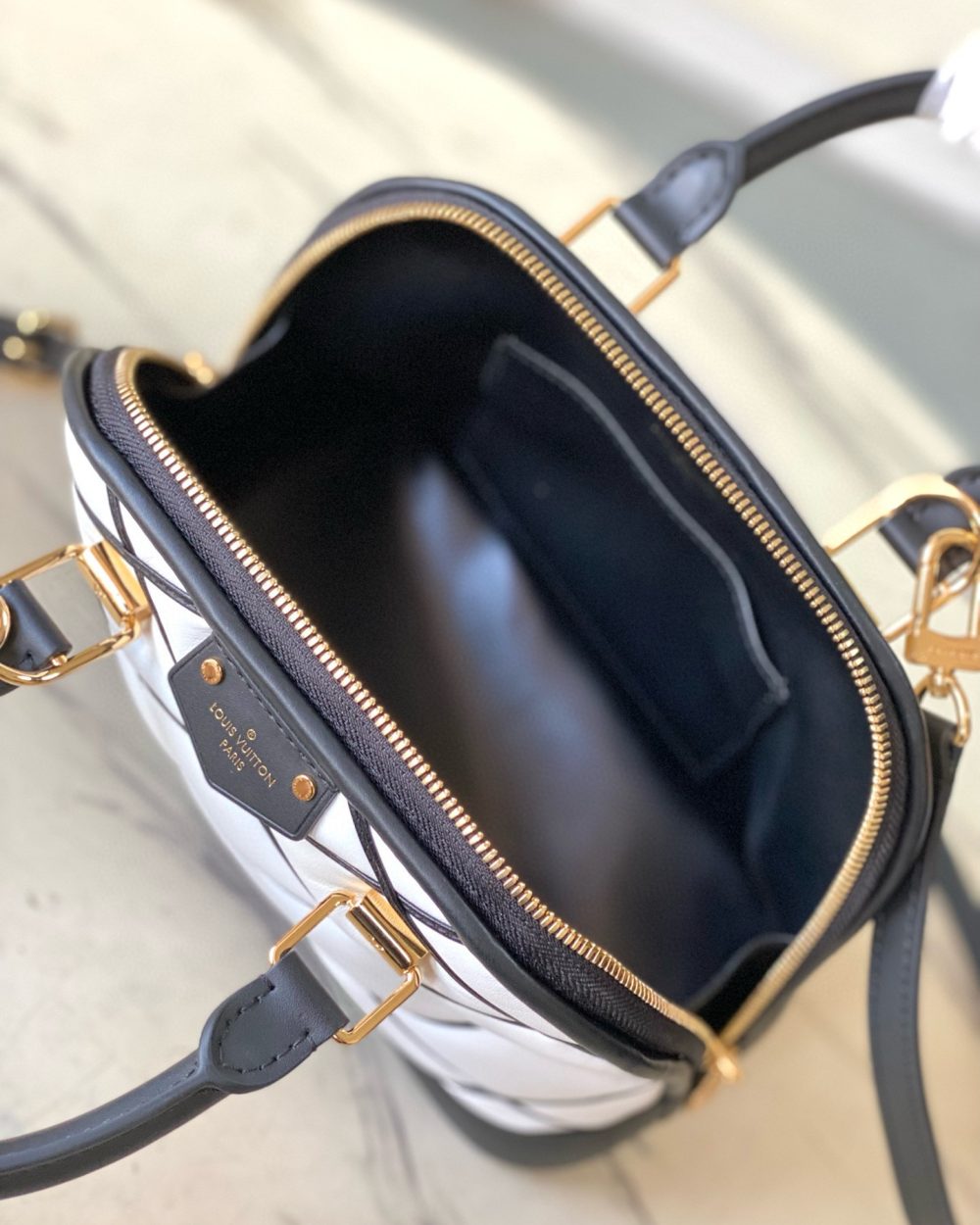 1:1 Replica Louis Vuitton LV Alma BB Malletage Luxury Bag For Women M23666 - 23.5cm