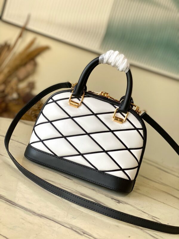 1:1 Replica Louis Vuitton LV Alma BB Malletage Luxury Bag For Women M23666 - 23.5cm