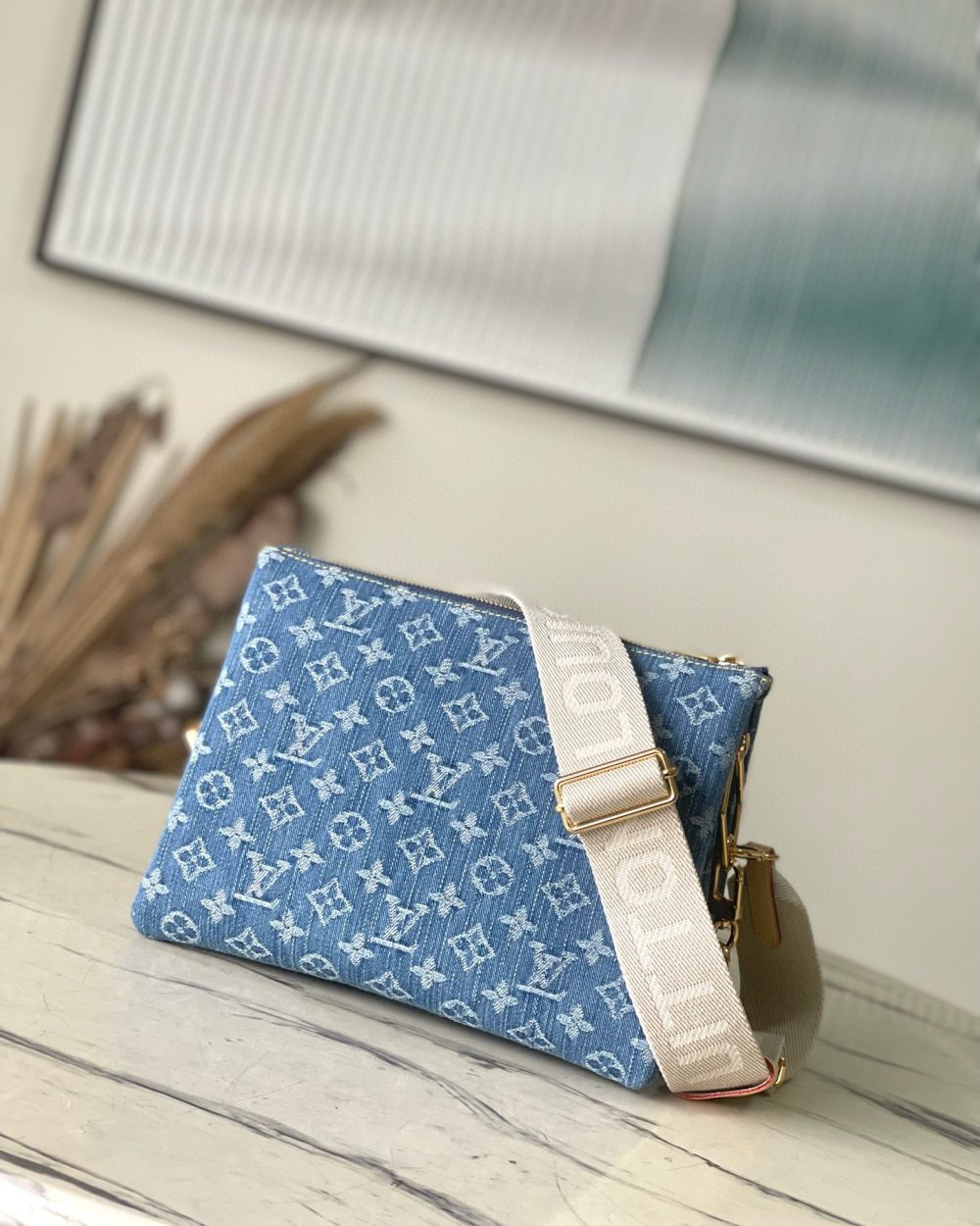 1:1 Replica Louis Vuitton Coussin PM Cotton Denim M24564 Luxury Bag For Women -  26cm
