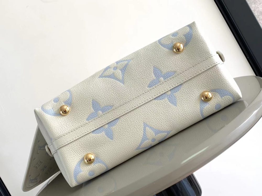 [REP 1:1] Louis Vuitton Carryall PM Monogram empreinte Unique Bag For Women M46288 M46203 B - 29cm - Image 7