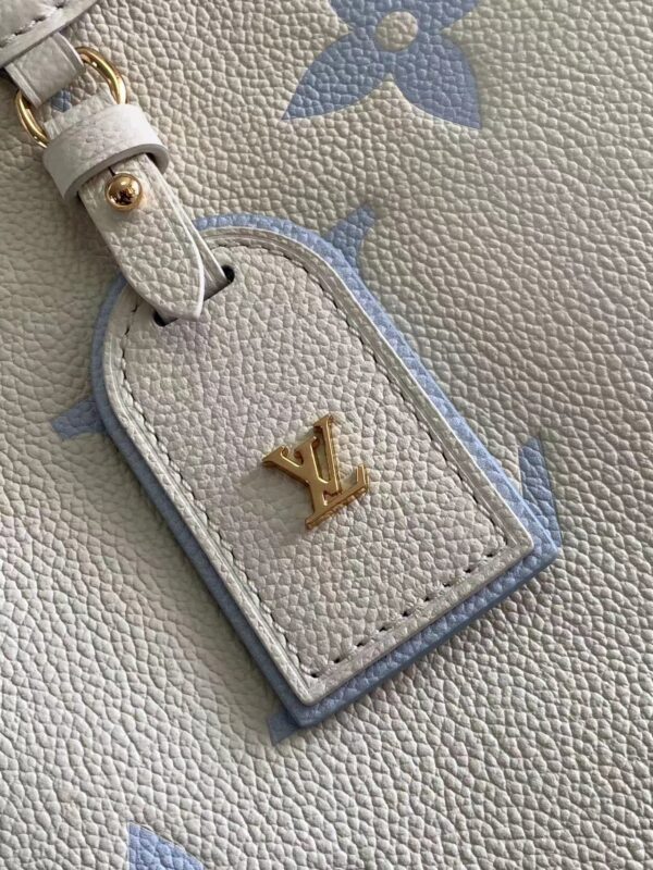 [REP 1:1] Louis Vuitton Carryall PM Monogram empreinte Unique Bag For Women M46288 M46203 B - 29cm