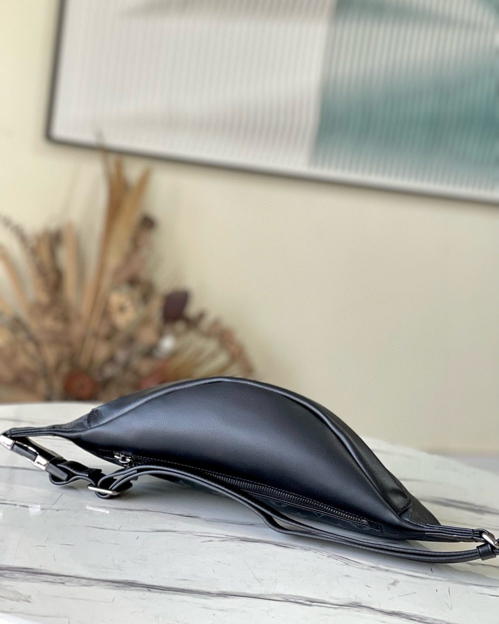 [REP 1:1] Louis Vuitton Discovery Bumbag PM Monogram Eclipse Unique Bag For Unisex M44336 - 47cm