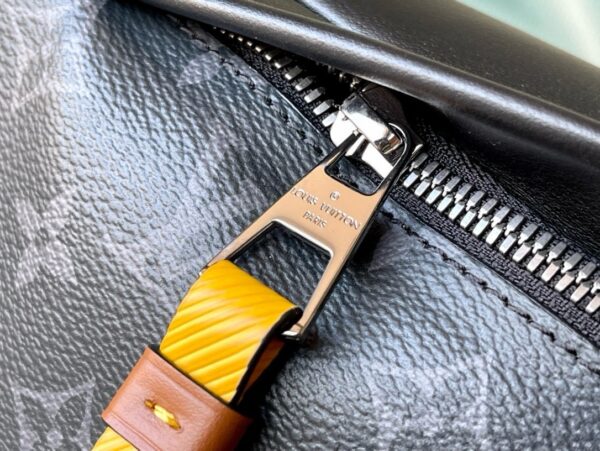 [REP 1:1] Louis Vuitton Discovery Bumbag Unique Bag For Unisex M45220 - 37cm