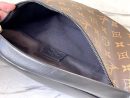 [REP 1:1] Louis Vuitton Discovery Bumbag PM Monogram Eclipse Brown Unique Bag For Unisex M44336 - 47cm