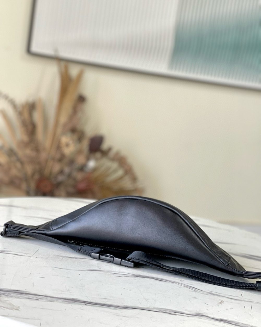 [REP 1:1] Louis Vuitton Discovery Bumbag Monogram Shadow Waist Body Black bag Unique Bag For Unisex M44388 - 47cm