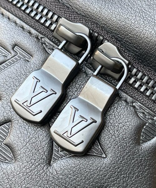 [REP 1:1] Louis Vuitton Discovery Bumbag Monogram Shadow Waist Body Black bag Unique Bag For Unisex M44388 - 47cm