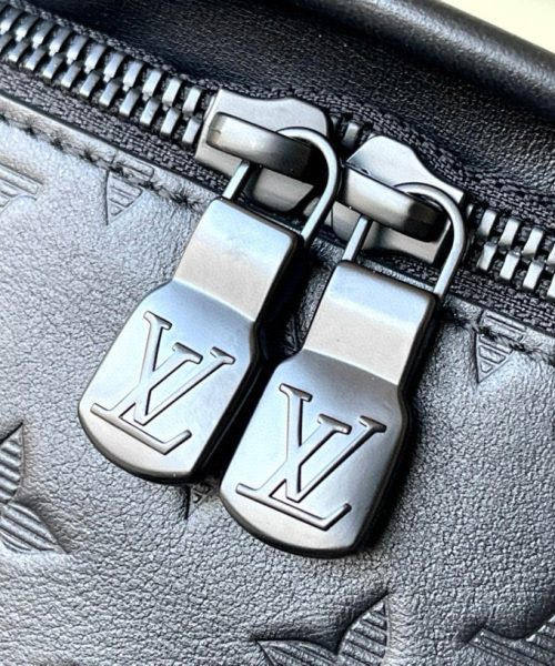 [REP 1:1] Louis Vuitton Discovery Bumbag Monogram Shadow Waist Body bag Unique Bag For Unisex M44388 - 47cm