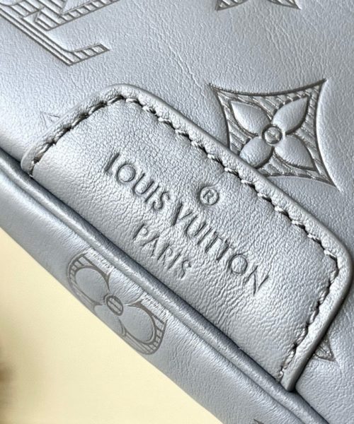 [REP 1:1] Louis Vuitton Discovery Bumbag Monogram Shadow leather nvprod3600073v Unique Bag For Unisex M46108 - 44cm