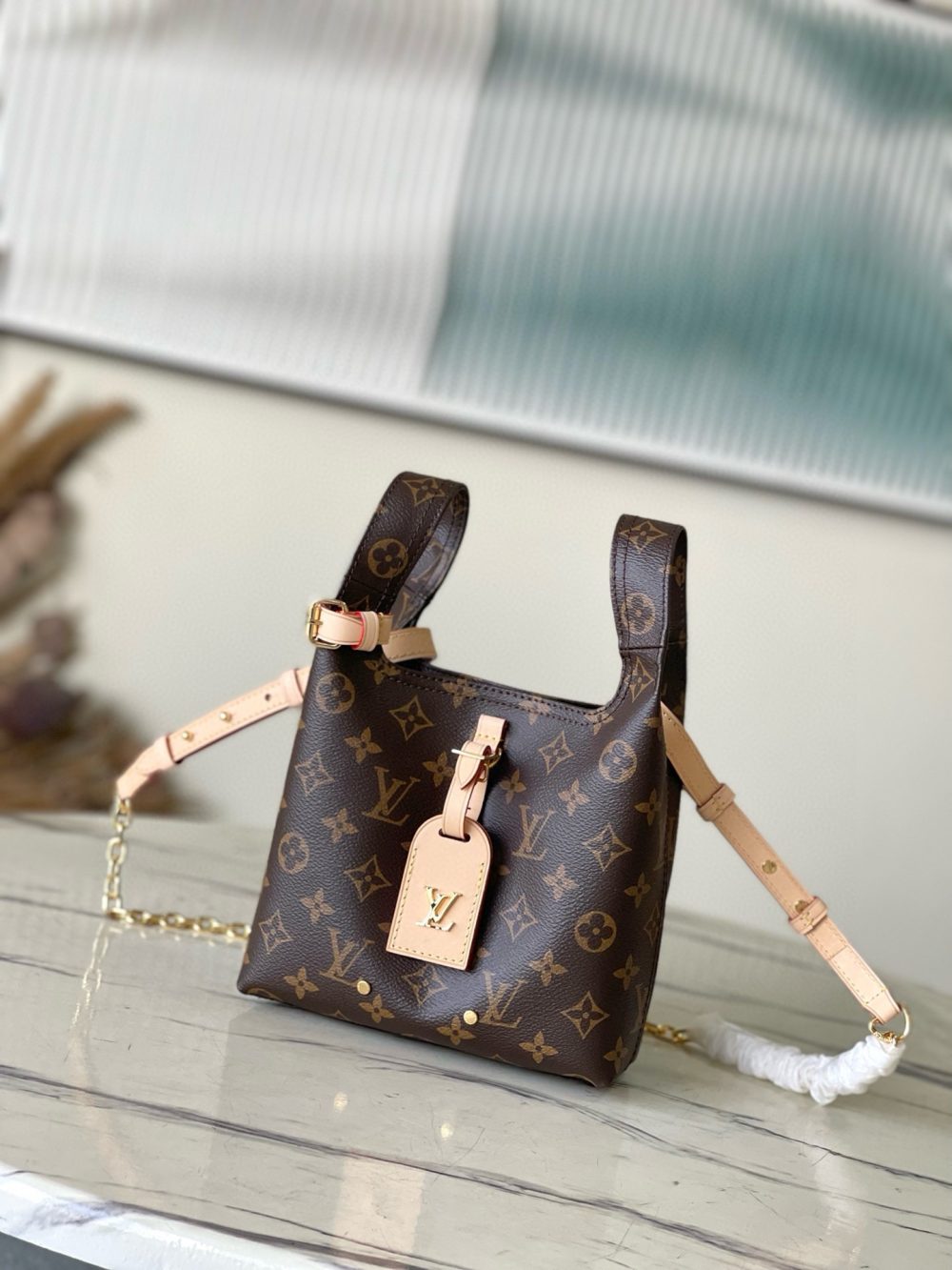 [REP 1:1] Louis Vuitton Atlantis BB Monogram Reverse Canvas Unique Bag For Women M46816 - 17cm