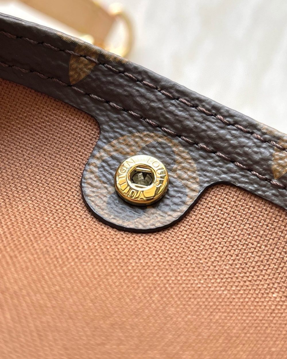 [REP 1:1] Louis Vuitton Atlantis BB Monogram Reverse Canvas Unique Bag For Women M46816 - 17cm