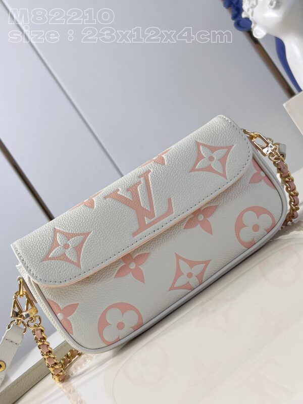 [REP 1:1] Louis Vuitton Wallet on Chain ivy monogram empreinte Unique Bag For Women M82210 - 23.5cm