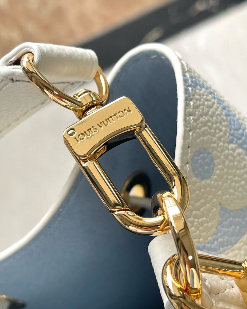 [REP 1:1] Louis Vuitton NéoNóe BB Bucket Unique Bag For Women M45709 - 20cm