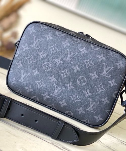[REP 1:1] Louis Vuitton Steamer Messenger Monogram Eclipse Unique Bag For Women M46795 - 24cm