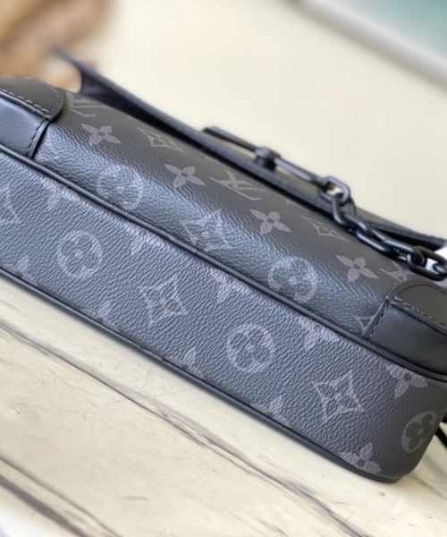 [REP 1:1] Louis Vuitton Steamer Messenger Monogram Eclipse Unique Bag For Women M46795 - 24cm