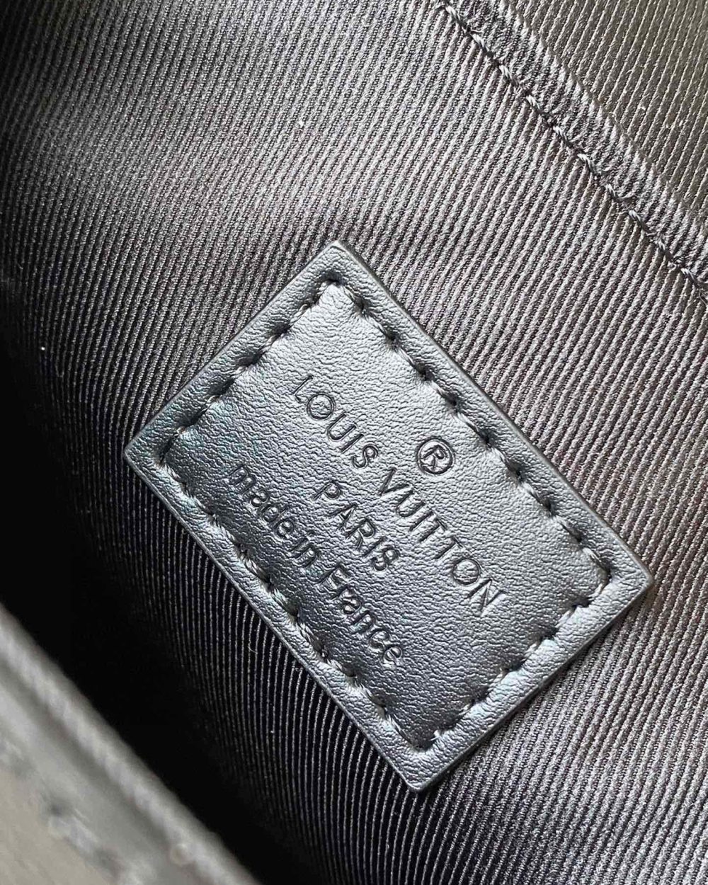 [REP 1:1] Louis Vuitton Nano Steamer Monogram Eclipse Unique Bag For Unisex M82774 - 18cm