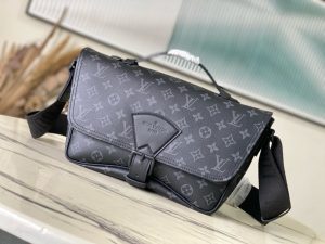 [REP 1:1] Louis Vuitton Monogram Eclipse Montsouris Messenger Unique Bag For Women M46685 4 - 34cm