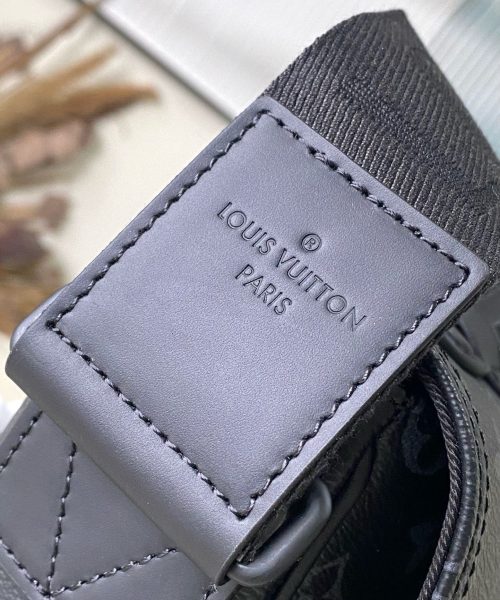 [REP 1:1] Louis Vuitton Monogram Eclipse Montsouris Messenger Unique Bag For Women M46685 4 - 34cm