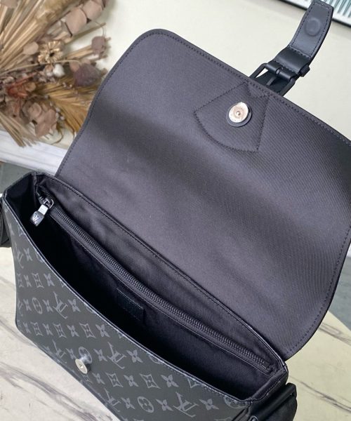 [REP 1:1] Louis Vuitton Monogram Eclipse Montsouris Messenger Unique Bag For Women M46685 4 - 34cm