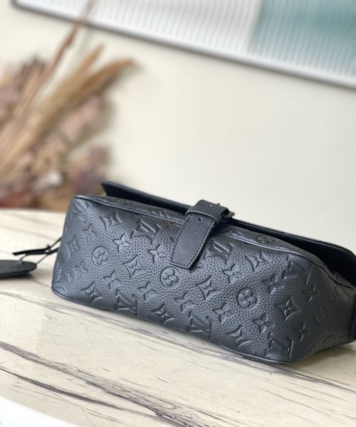 [REP 1:1] Louis Vuitton Monogram Eclipse Montsouris Messenger Shoulder Unique Bag For Women M46685 - 34cm