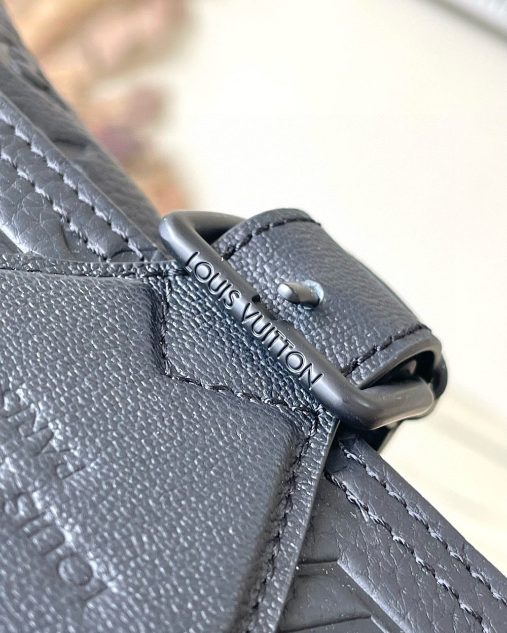 [REP 1:1] Louis Vuitton Monogram Eclipse Montsouris Messenger Shoulder Unique Bag For Women M46685 - 34cm