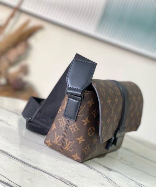 [REP 1:1] Louis Vuitton S Cape Messenger Monogram Eclipse Unique Bag For Unisex M46794 3 - 28cm