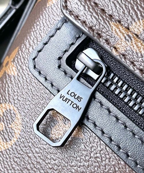 [REP 1:1] Louis Vuitton S Cape Messenger Monogram Eclipse Unique Bag For Unisex M46794 3 - 28cm