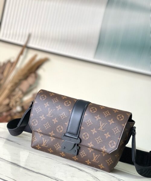 [REP 1:1] Louis Vuitton S Cape Messenger Monogram Eclipse Unique Bag For Unisex M46794 3 - 28cm