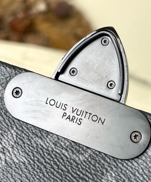 [REP 1:1] Louis Vuitton S Cape Messenger Monogram Eclipse Unique Bag For Women M46794 2 - 28cm