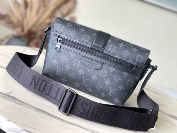 [REP 1:1] Louis Vuitton S Cape Messenger Monogram Eclipse Unique Bag For Women M46794 2 - 28cm