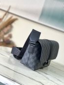[REP 1:1] Louis Vuitton S Cape Messenger Monogram Eclipse Unique Bag For Women M46794 - 28cm