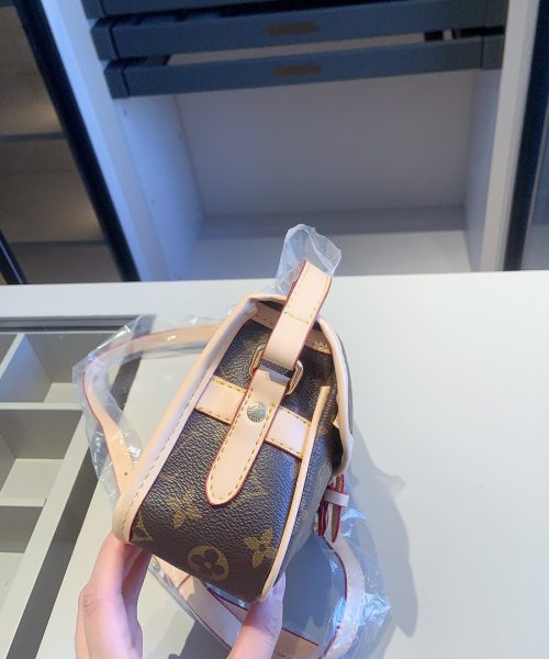 MN-LV031 - Louis Vuitton Mini Bag