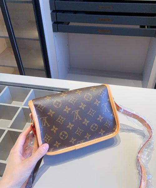 MN-LV030 - Louis Vuitton Mini Bag