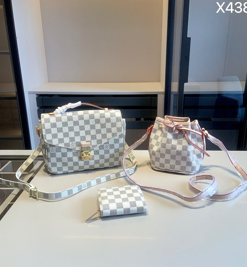 MN-LV011 - Louis Vuitton Mini Bag