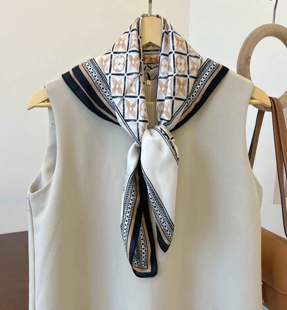 Louis Vuitton Monogram Square 70cm Silk Scarf (Random Style)